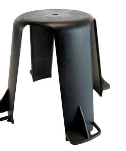 Downlight-valaisimien turvalliseen asennukseen eristysmateriaalilla varustettuihin kattoihin Luo valaisimen ympärille tarvittavan ilmanvaihtotilan